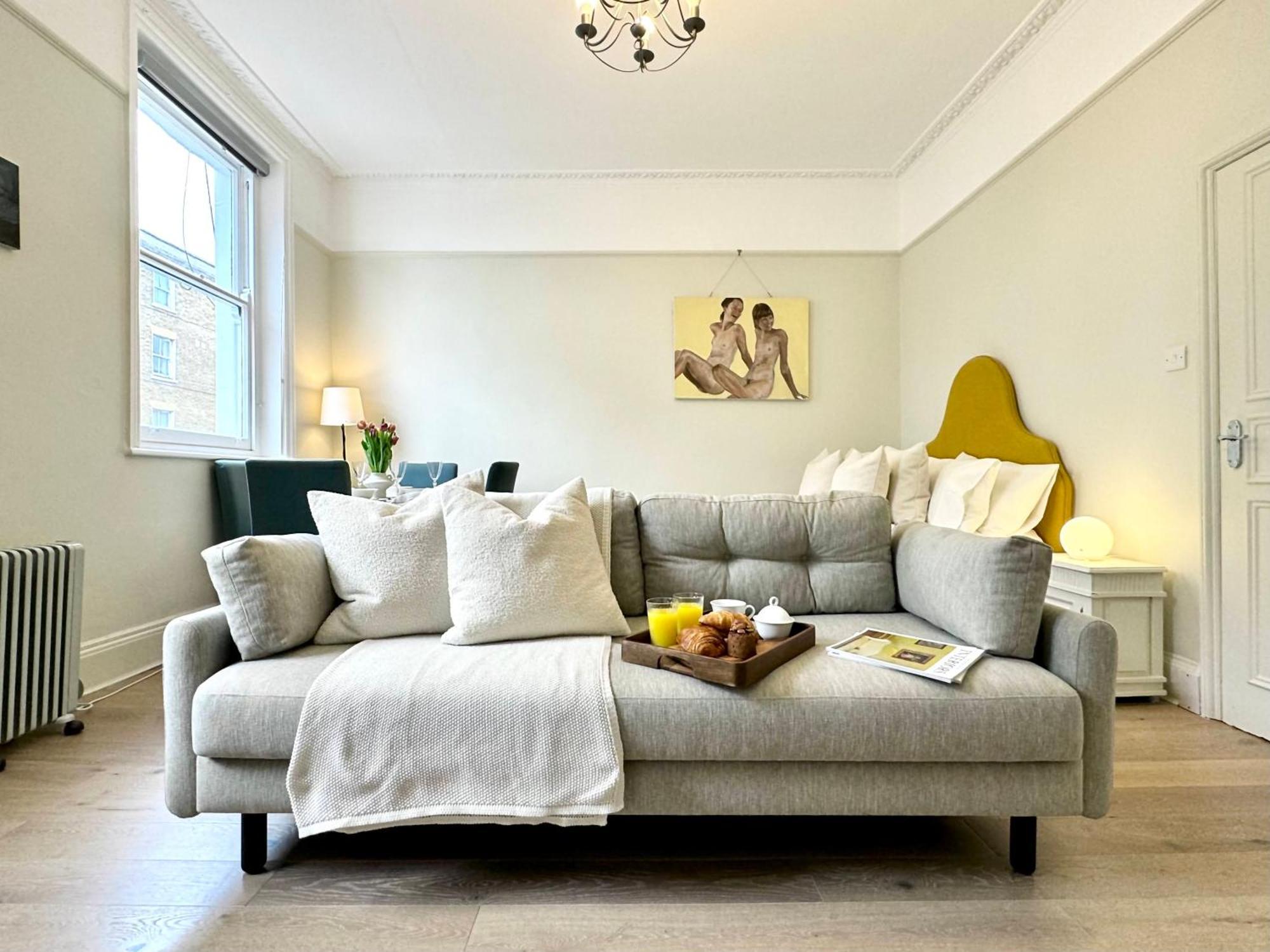 Crawford Street Studio, By The Design Traveller Apartment London Bagian luar foto
